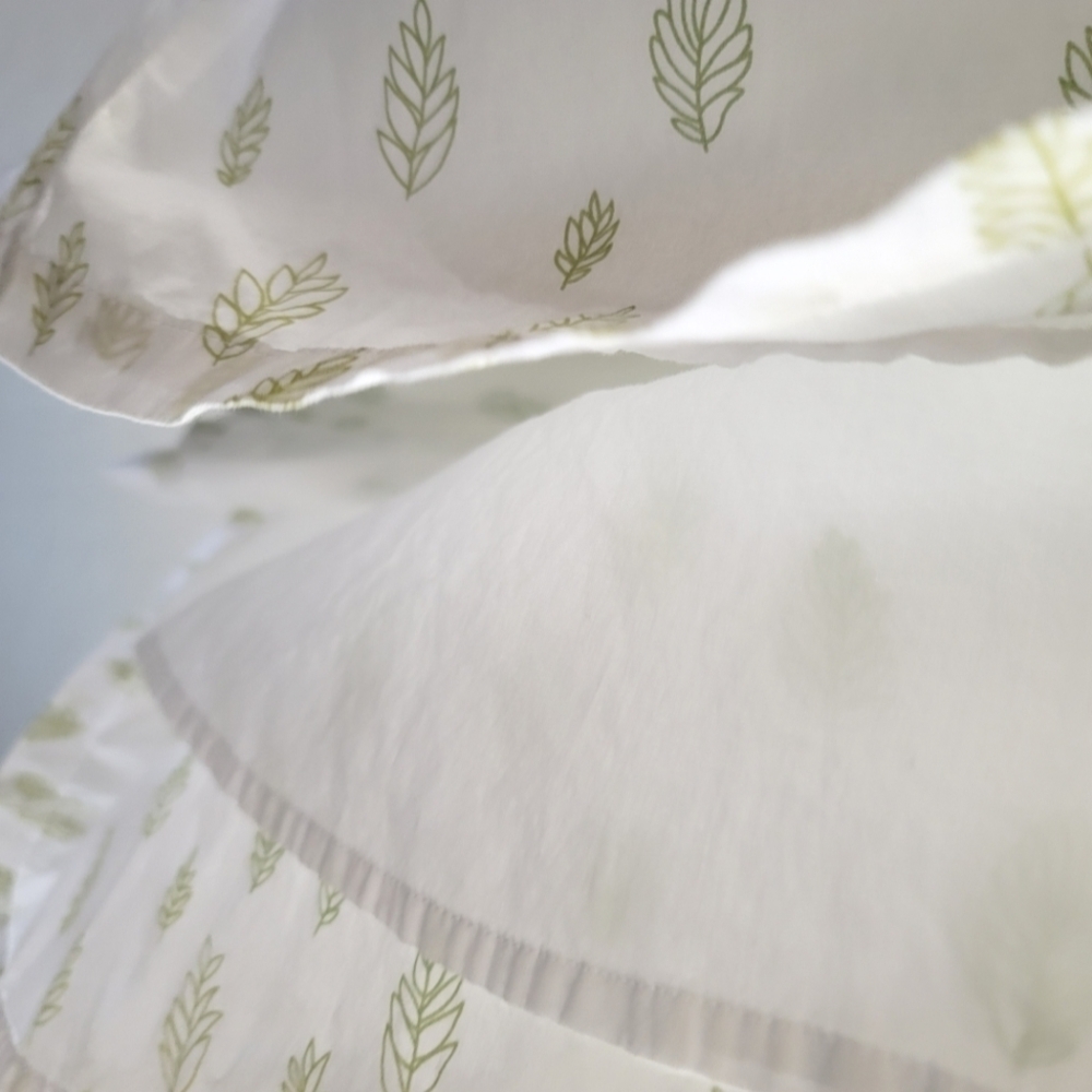 GAP, Flowy and Floral Dress, White with Green Leaf Print, Size XS - Picture 6 of 8